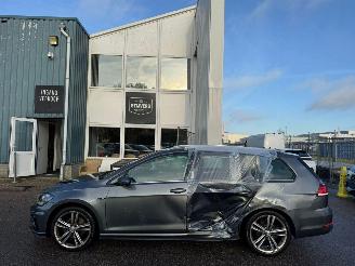 Volkswagen Golf Variant 1.6 TDI Highline Business R picture 2