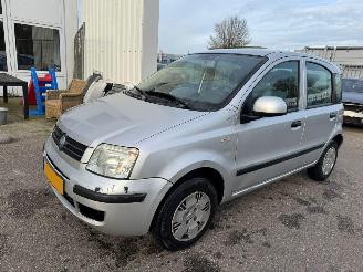 Vaurioauto  passenger cars Fiat Panda 1.2 Dynamic 2007/6