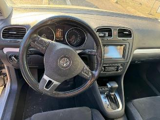 Volkswagen Golf 1.6 TDI Comfortline BlueMotion AUTOMAAT picture 9