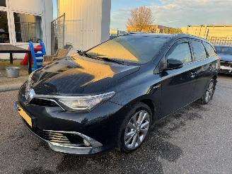 Avarii autoturisme Toyota Auris Touring Sports 1.8 Hybrid Lease pro AUTOMAAT 2015/6