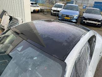 Porsche Taycan 4S Performance 84 kWh 360 KW 489 PK picture 7