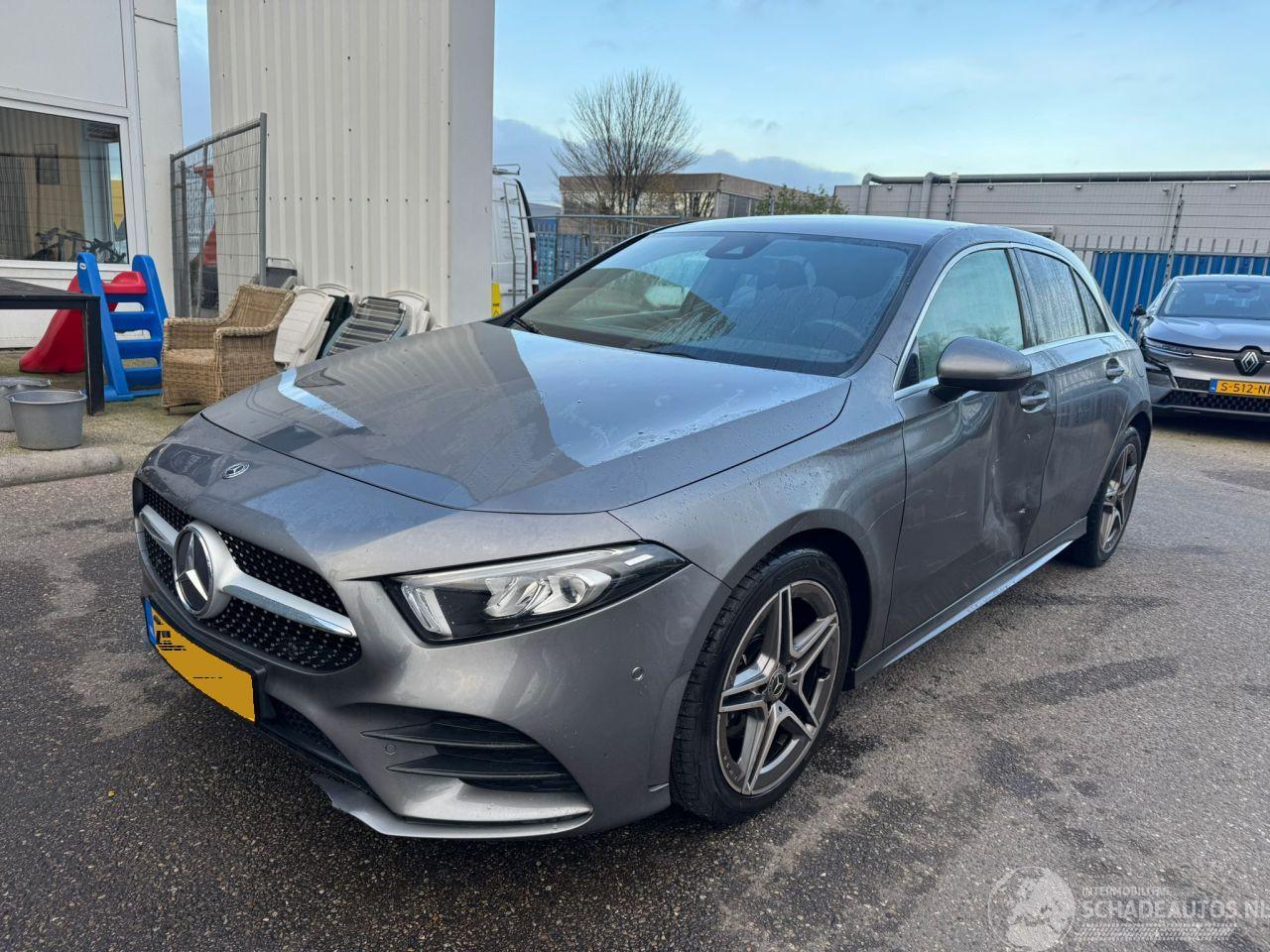 Mercedes A-klasse 180 Business Solution AMG