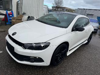 Damaged car Volkswagen Scirocco 1.4 TSI Highline Plus 2009/8