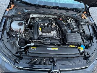 Volkswagen Golf 1.0 eTSI Life AUTOMAAT picture 7