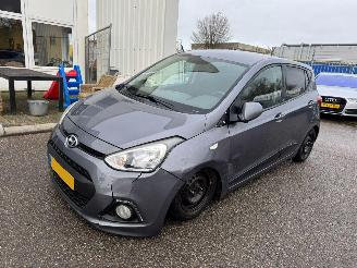 Unfallwagen Hyundai I-10 1.0i i-Motion Go! 2016 2016/9