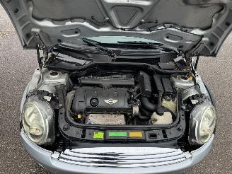 Mini Cooper Mini Clubman 1.6 Cooper picture 7