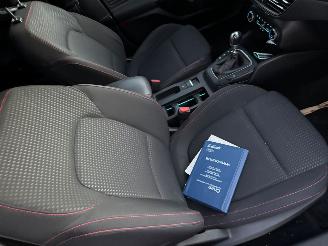 Ford Focus Wagon 1.0 EcoBoost ST Line Business picture 15