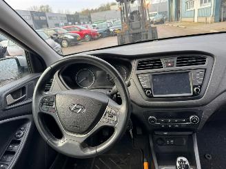 Hyundai I-20 1.0 T-GDI Comfort picture 12