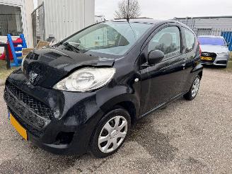Auto incidentate Peugeot 107 1.0-12V XR BJ 2010 147.936 KM 2010/6