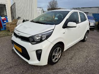 Vaurioauto  passenger cars Kia Picanto 1.0 DPi ComfortLine 5p BJ 2023 72.560 KM 2023/11