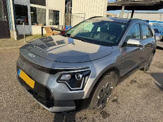 Schadeauto Kia Niro EV AUTOMAAT DynamicLine 64.8 kWh BJ 2022 50.408 KM 2022/11