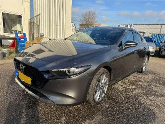 Auto incidentate Mazda 3 2.0 AUTOMAAT e-SkyActiv-G M Hybrid 122 Comfort met Bose BJ 2020 113.480 KM 2020/5