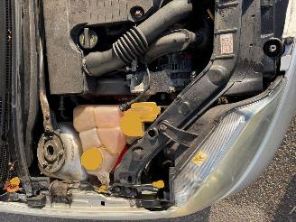 Mazda 2 1.4 Exclusive BJ 2002 129.118 KM picture 18