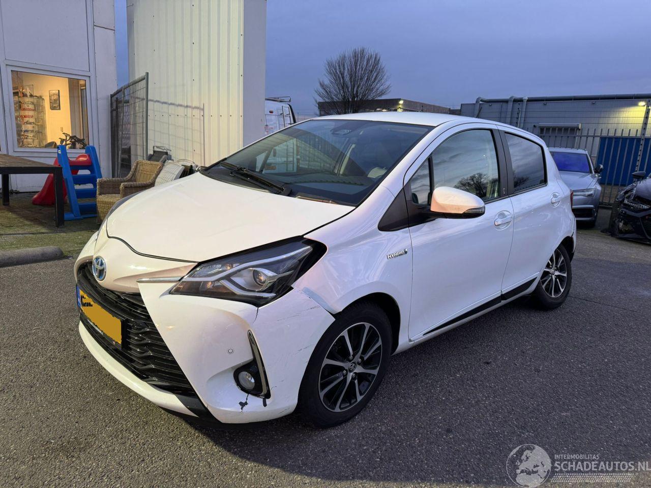 Toyota Yaris 1.5 Hybrid Design Sport AUTOMAAT