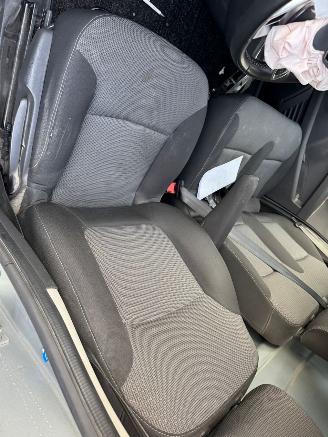 Renault Trafic 2.0 dCi 130 T27 L1H1 Work Edition picture 19