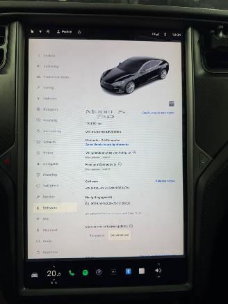Tesla Model S 75D Base picture 13