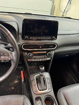 Hyundai Kona 1.6 GDI HEV Premium Sky AUTOMAAT picture 12