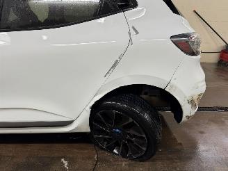 Renault Clio 1.0 TCe 90 GPF esprit Alpine picture 6