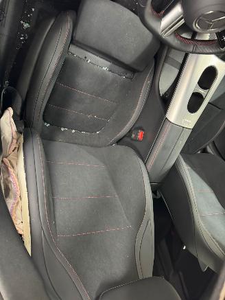 Mercedes Cla-klasse 250 + Launch Edition 85 kWh  272 pk AUTOMAAT BJ 2025 7.053 KM picture 11