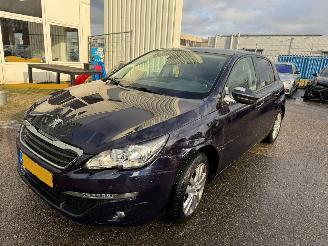 Coche accidentado Peugeot 308 1.6 BlueHDi Blue Lease Executive BJ 2015 303.615 KM 2015/12