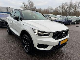 Volvo XC40 1.5 T3 R-Design AUTOMAAT picture 6