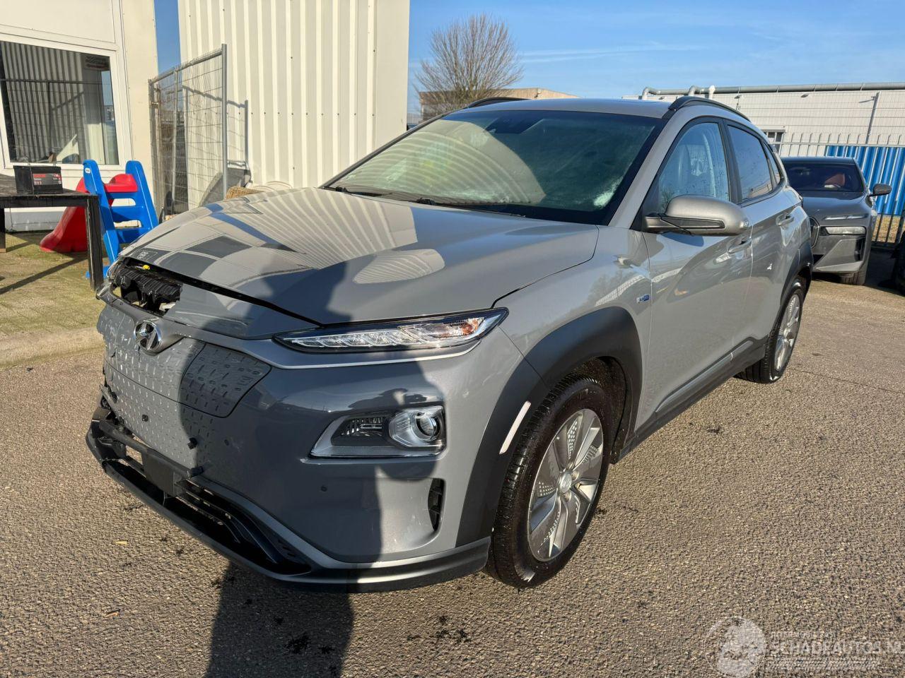 Hyundai Kona EV Premium Sky 64 kWh