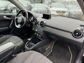 Audi A1 1.2 TFSI Attraction BJ 2010 232.183 KM picture 17