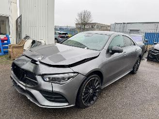 Voiture accidenté Mercedes Cla-klasse 250 e AUTOMAAT Business Solution AMG Limited BJ 2021 49.962 KM 2021/8