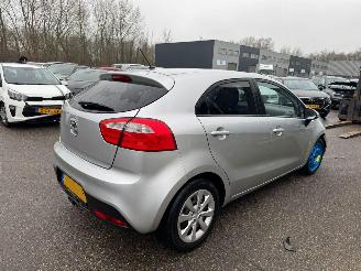 Kia Rio 1.2 CVVT Plus Pack BJ 2012 201.167 KM picture 5