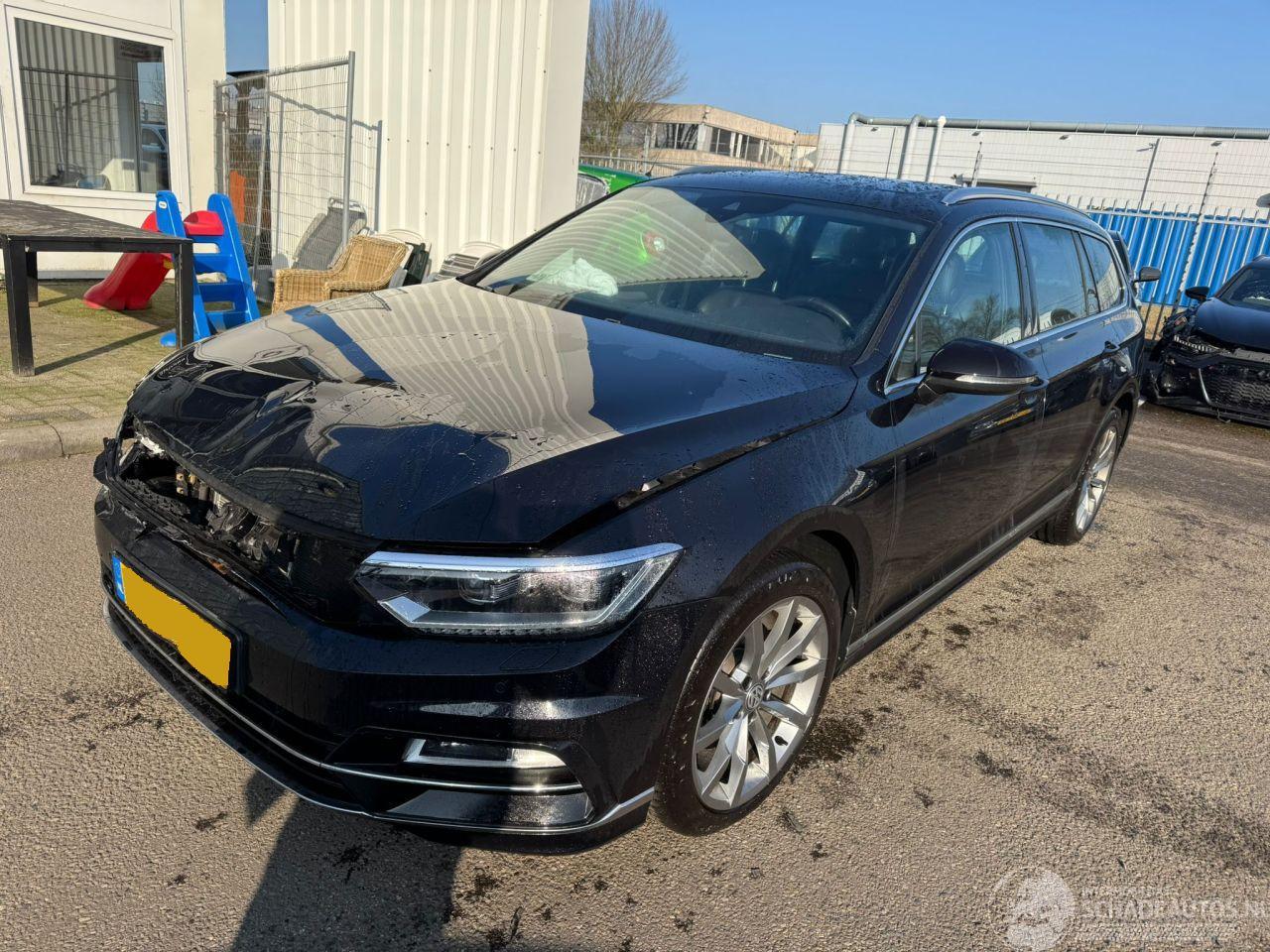 Volkswagen Passat Variant 1.8 TSI Business Edition R AUTOMAAT