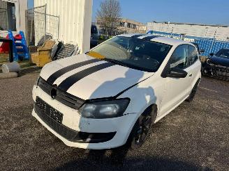 skadebil auto Volkswagen Polo 1.2 Easyline 2010/11