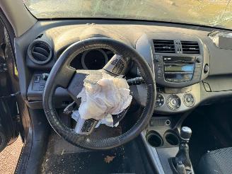 Toyota Rav-4 2.0 VVTi Comfort picture 16