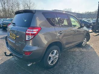 Toyota Rav-4 2.0 VVTi Comfort picture 5