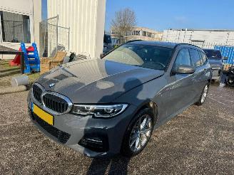 Coche accidentado BMW 3-serie Touring 330e High Executiven AUTOMAAT 2021/4