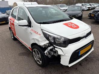 Voiture accidenté Kia Picanto 1.0 DPi ComfortLine 5p 2024/2