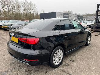 Audi A3 Limousine 1.6 TDI Adrenalin picture 5