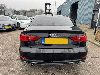 Audi A3 Limousine 1.6 TDI Adrenalin picture 4