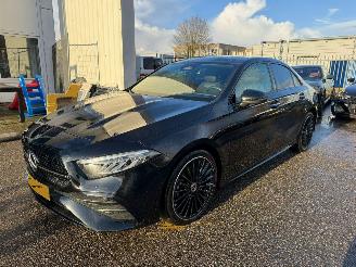 Auto incidentate Mercedes A-klasse 180 AUTOMAAT AMG Line 2023/8