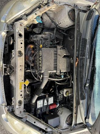 Toyota Yaris 1.0 VVT-i Idols picture 8