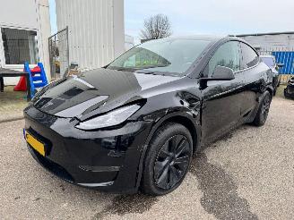 skadebil auto Tesla Model Y Long Range AWD 75 kWh 2024/11