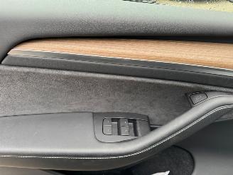 Tesla Model Y Long Range AWD 75 kWh picture 13