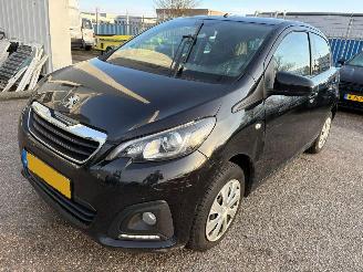 skadebil auto Peugeot 108 1.0 AUTOMAAT  e-VTi Active 2018/3