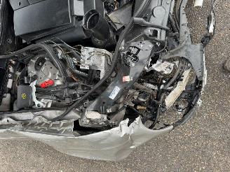 Mercedes E-klasse 240 AUTOMAAT Avantgarde picture 10