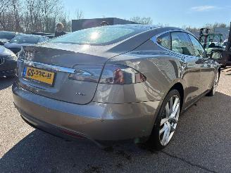 Tesla Model S 85D Base picture 5