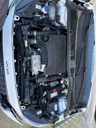 Peugeot 208 1.2 PureTech Allure Pack picture 5