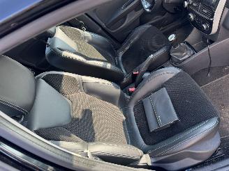 Renault Clio 1.5 dCi Ecoleader Intens picture 16