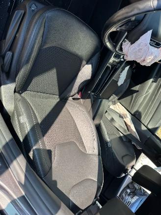 Jeep Compass 4xe 240 AUTOMAAT Plug-in Hybrid Electric Limited picture 21