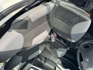 Peugeot 107 1.0 Access Accent picture 15