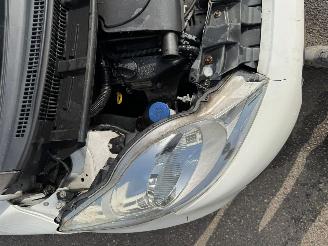 Peugeot 107 1.0 Access Accent picture 8