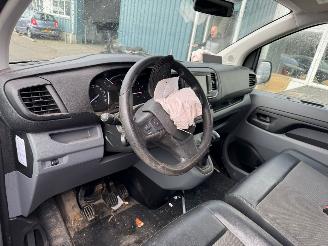 Toyota Proace Worker 2.0 D-4D Navigator Long picture 12